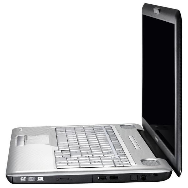 Toshiba satelite l550-1cr(Celeron Dual Core T3100/1.9GHz/4GB/120GB SSD/Intel HD Graphics/17,3')