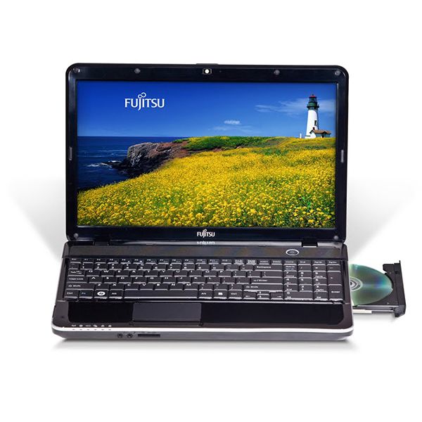 Fujitsu LifeBook AH 531 (Intel Core i3-2310M 2,10 GHz/4GB/250GB HDD/15,6''/Intel HD Graphics 3000)